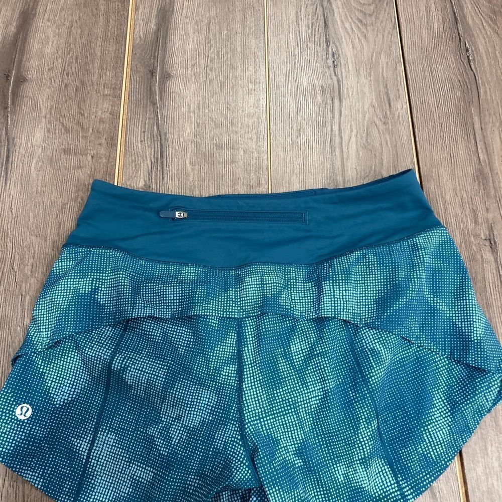 Lululemon High Rise Speed Up Short 4” - Picture 2 of 4